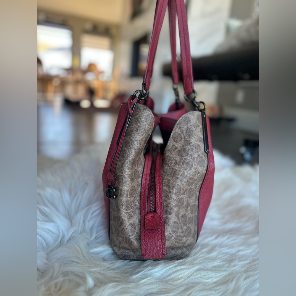 COACH Candy Apple Red Dalton 31 In Jacquard Signature Hobo Bag - Picture 5 of 16
